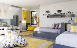 Concrete House: modern Bedroom por Nico Van Der Meulen Architects 