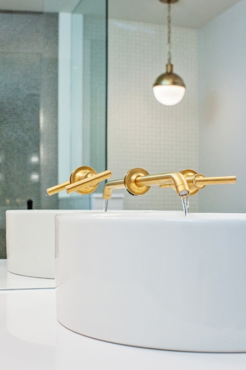 fascinante torneira de ouro escovado contemporâneo banheiro Madison Taylor Design imagem faz parte de ouro escovado banheiro torneiras Kohler 