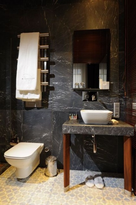 Idéias de design de banheiro masculino elegante atraente Comfydwelling papel de parede é segmento de Manly Bathroom Decor 