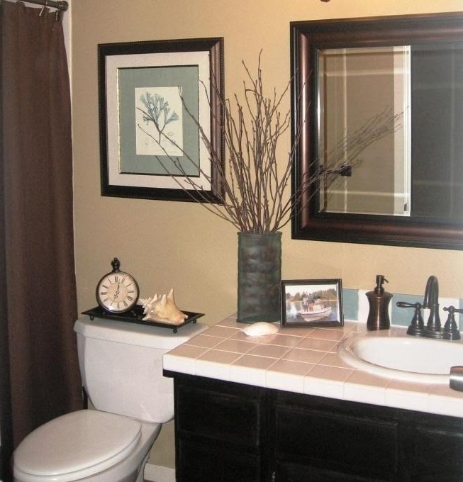 imagem de Idéias de decoração do banheiro convidado fantástico é segmento de Guest Bathroom Decor 