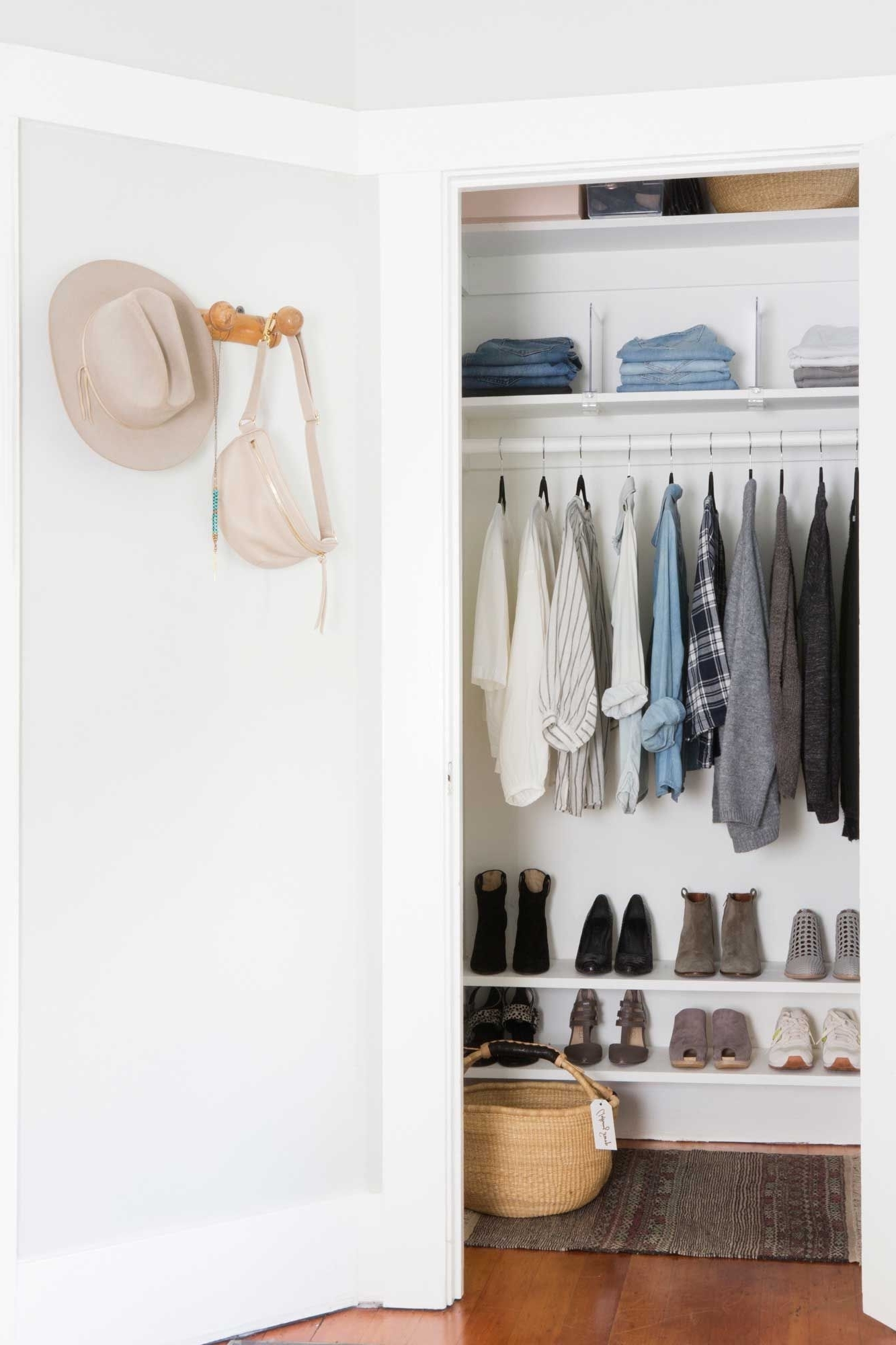 fascinante 5 etapas simples para um elegante Closet Rue Closets fotografia é parte de minimalista Closet Ideas 